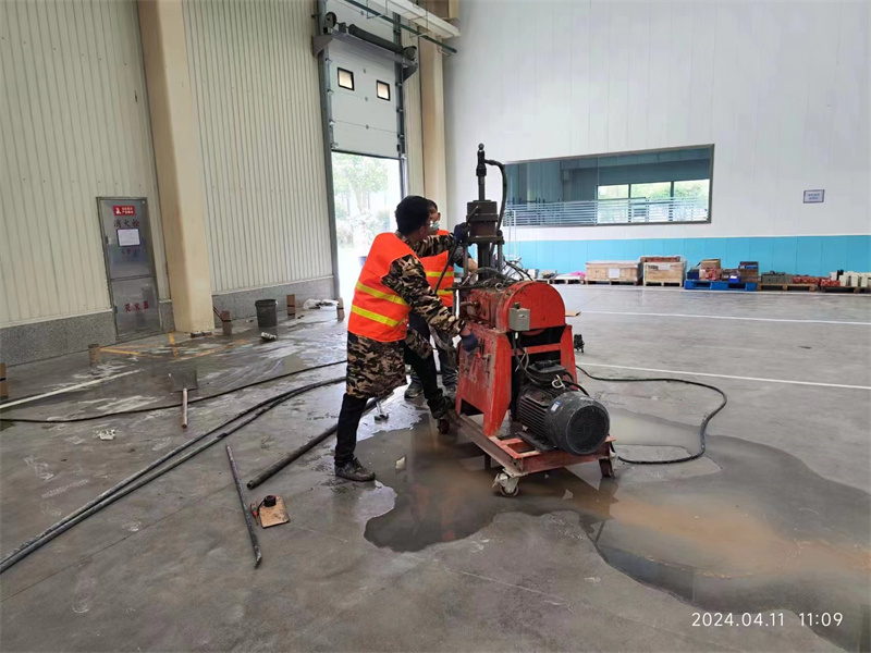 天元厂房地面下沉塌陷注浆加固施工